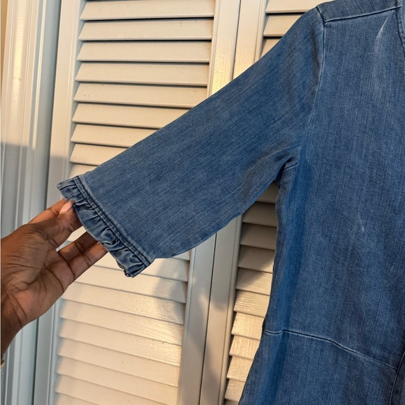 PrettyLittleThing Light Blue Denim Top - Picture 3 of 8